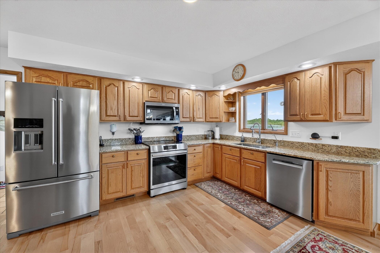 67208 Stubey Road Property Photo 8