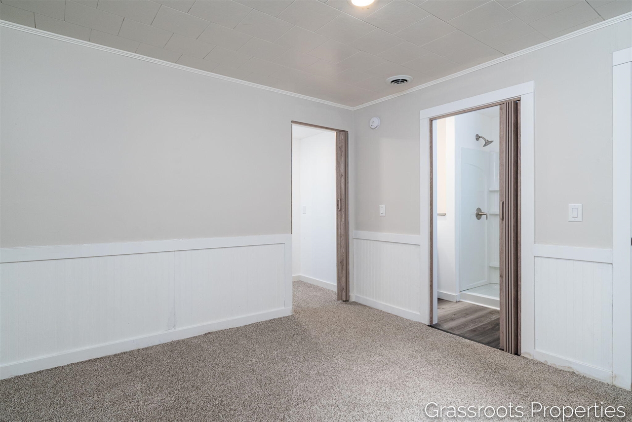 1403 S Mears Avenue Property Photo 19