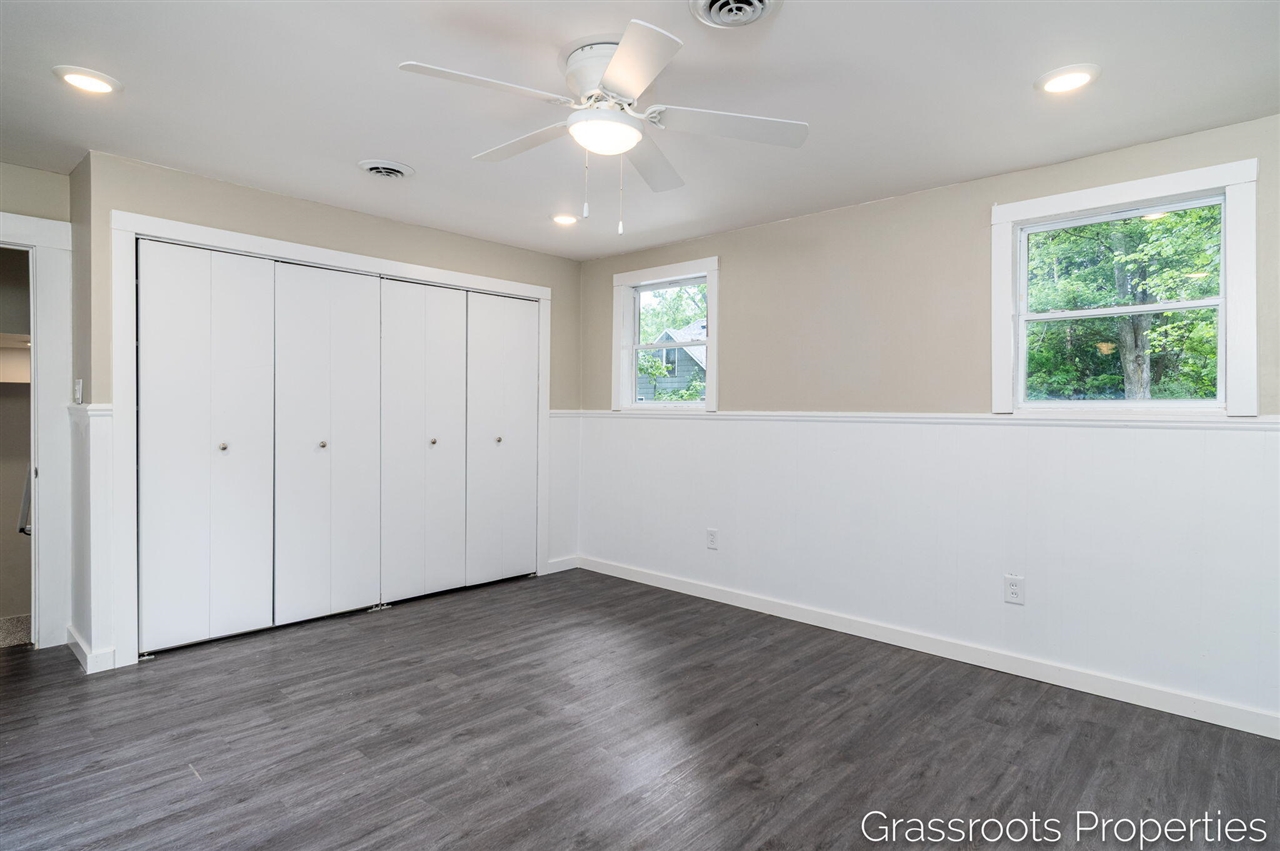 1403 S Mears Avenue Property Photo 22