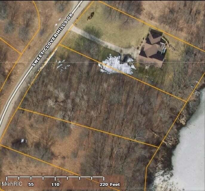 6135 Sweet Clover Hills Drive Property Photo 14