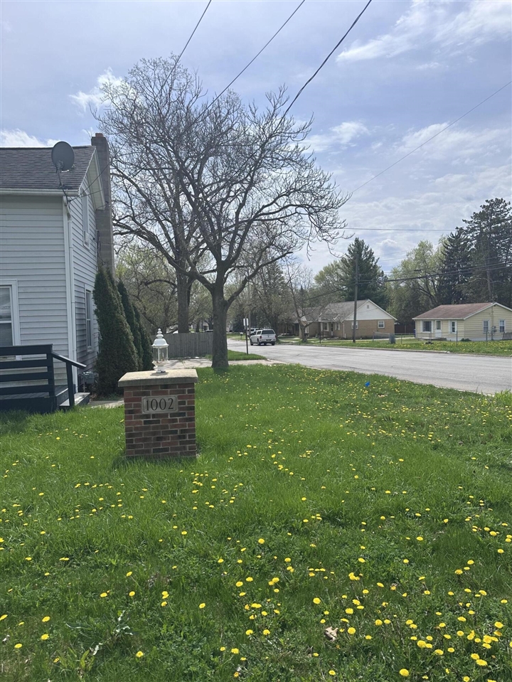 1002 E Oliver Street Property Photo 3