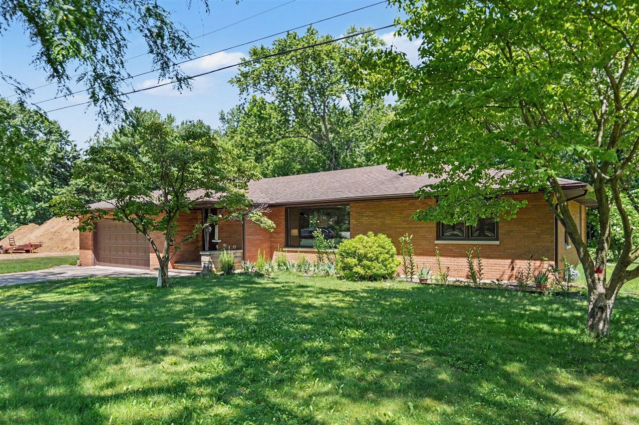 2489 Washington Avenue Property Photo 1