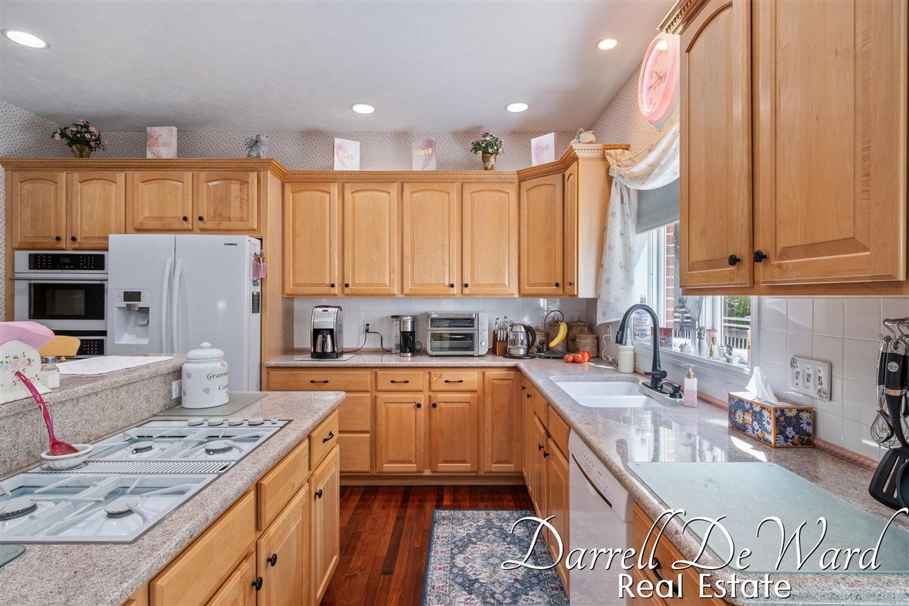 13850 Thompson Drive Property Photo 10