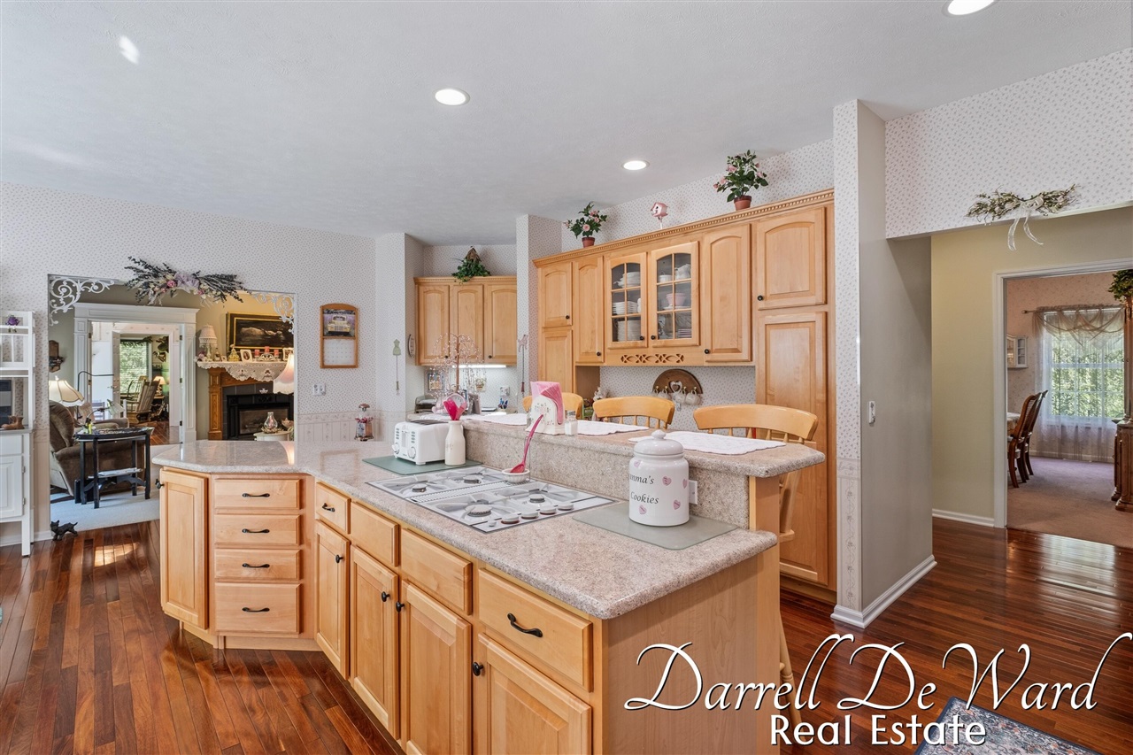 13850 Thompson Drive Property Photo 15