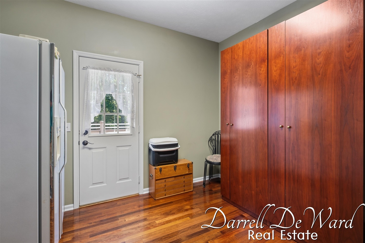 13850 Thompson Drive Property Photo 32