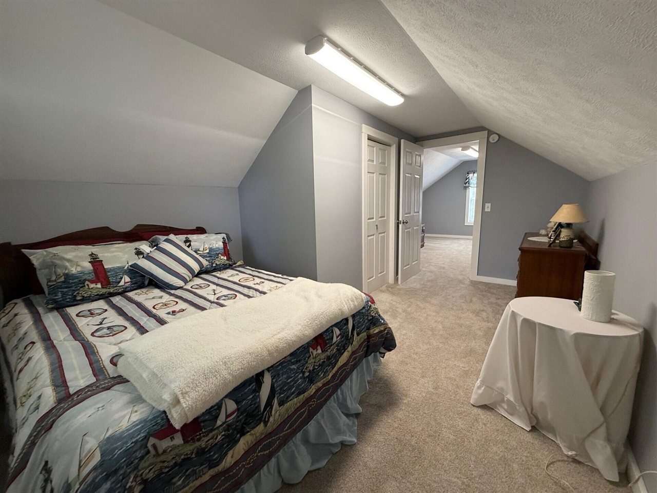 603 S George Street Property Photo 17