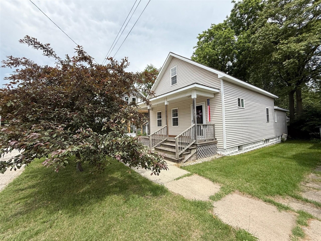 603 S George Street Property Photo 22