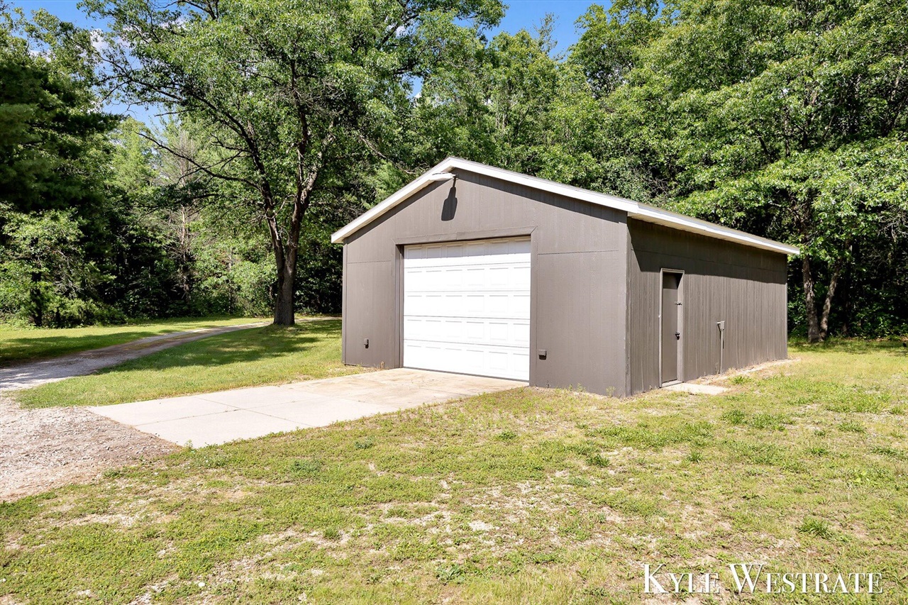 5953 S Newcosta Avenue Property Photo 29