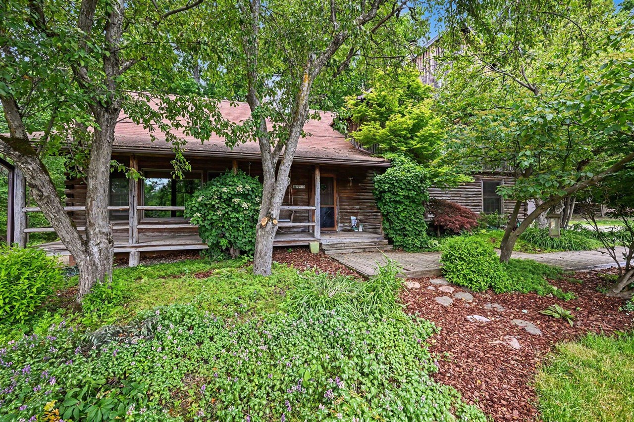 4410 Earhart Road Property Photo 1