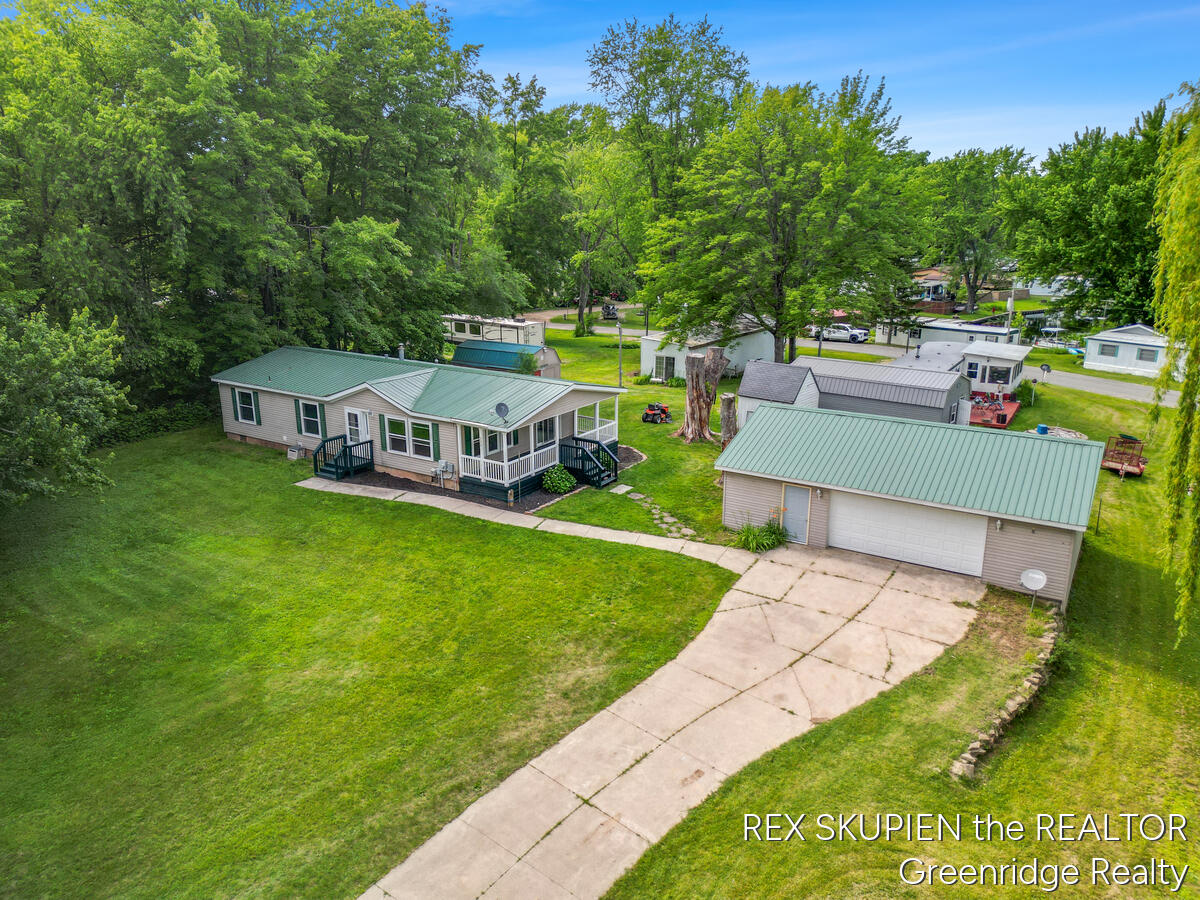 571 W Eagle Ridge Property Photo 2