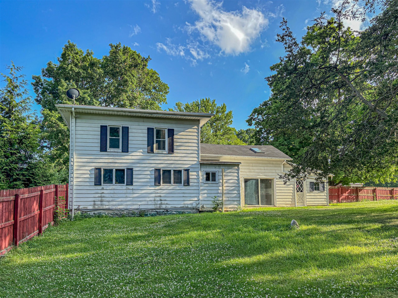 136 Sturgis Street Property Photo 6