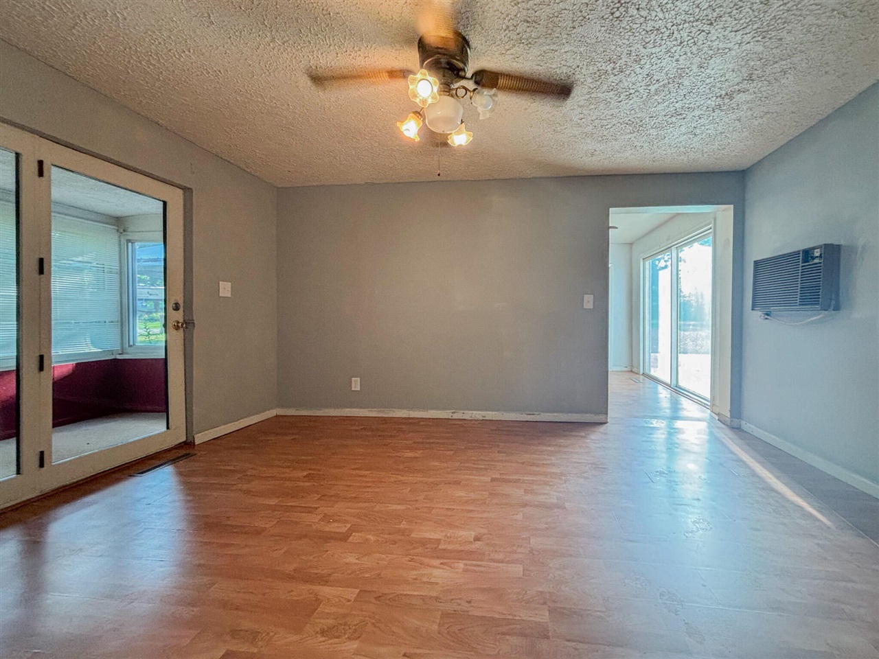 136 Sturgis Street Property Photo 10