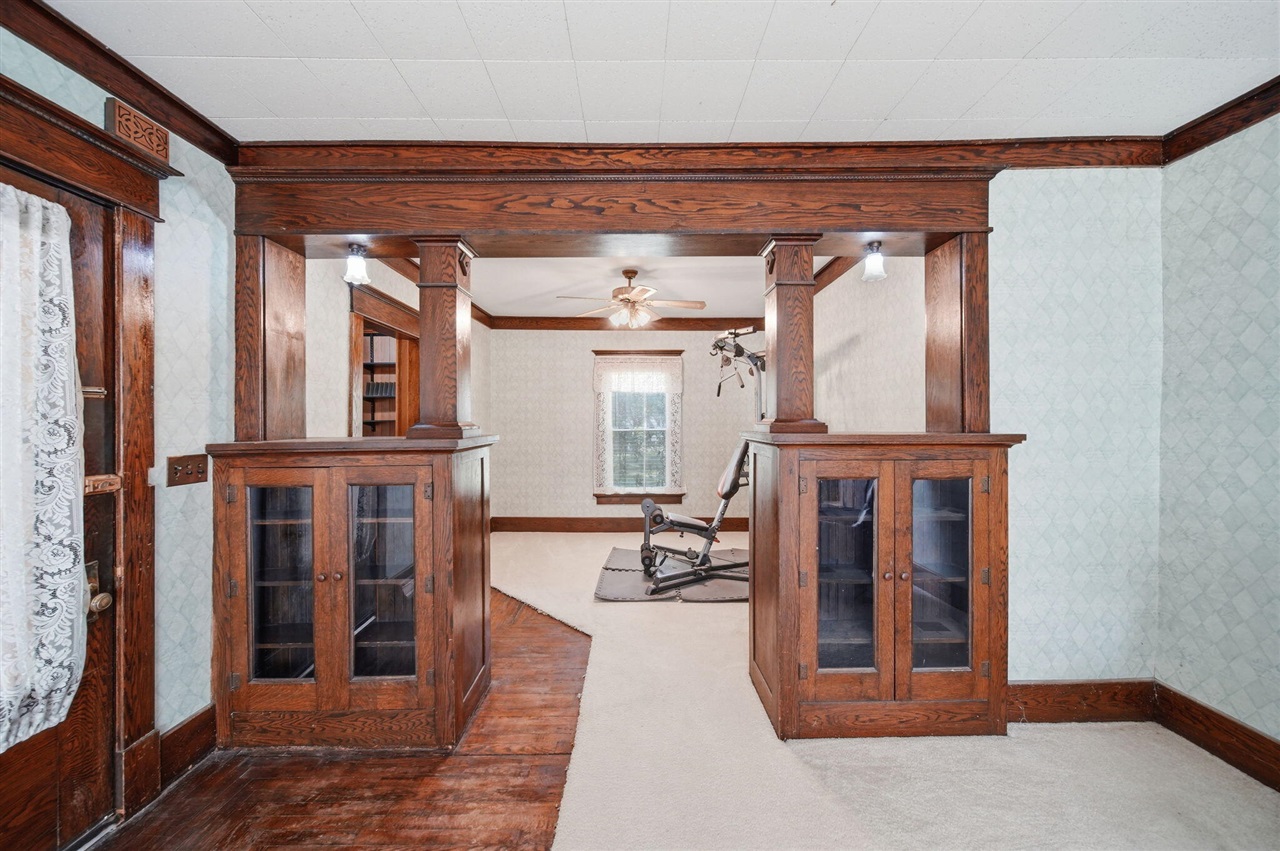 120 Clark Street Property Photo 9
