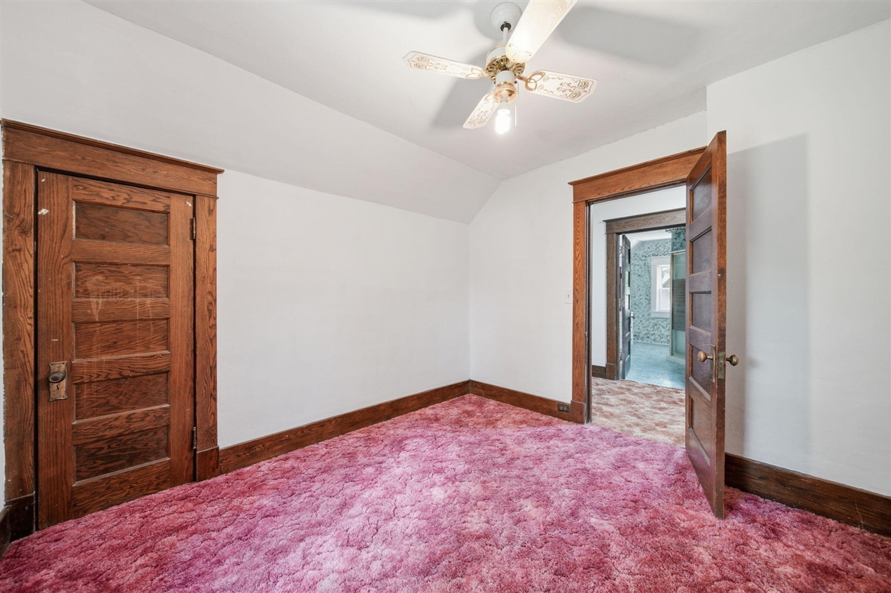 120 Clark Street Property Photo 19