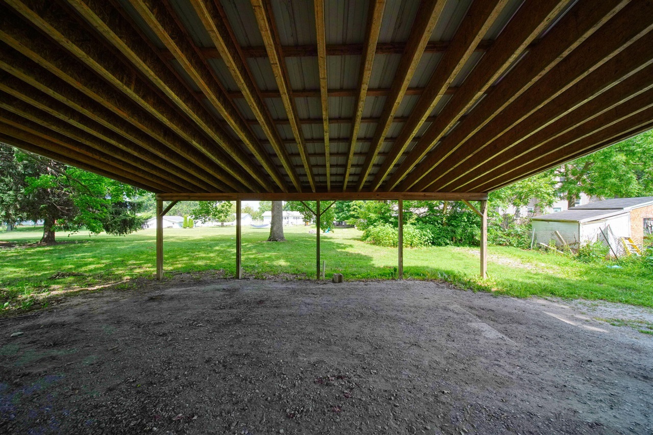 120 Clark Street Property Photo 33