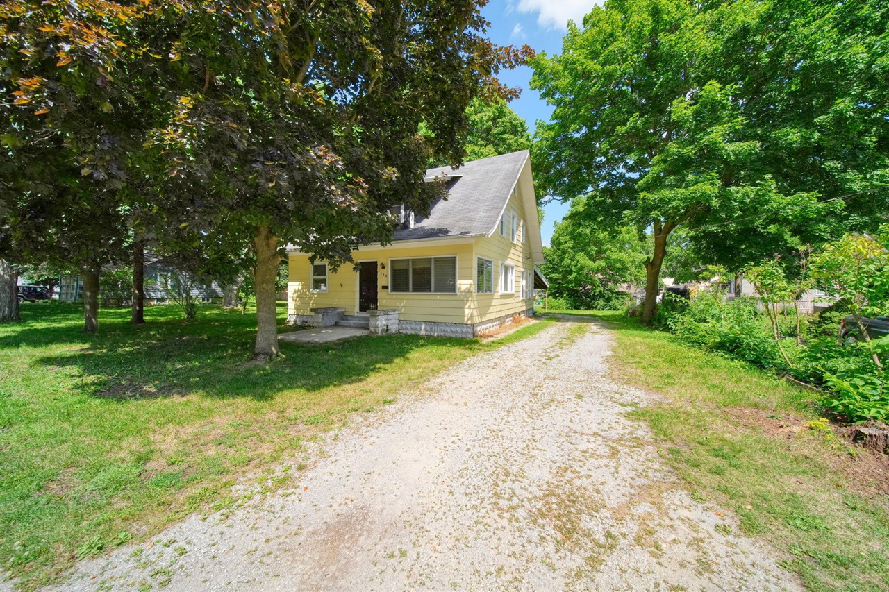 120 Clark Street Property Photo 34