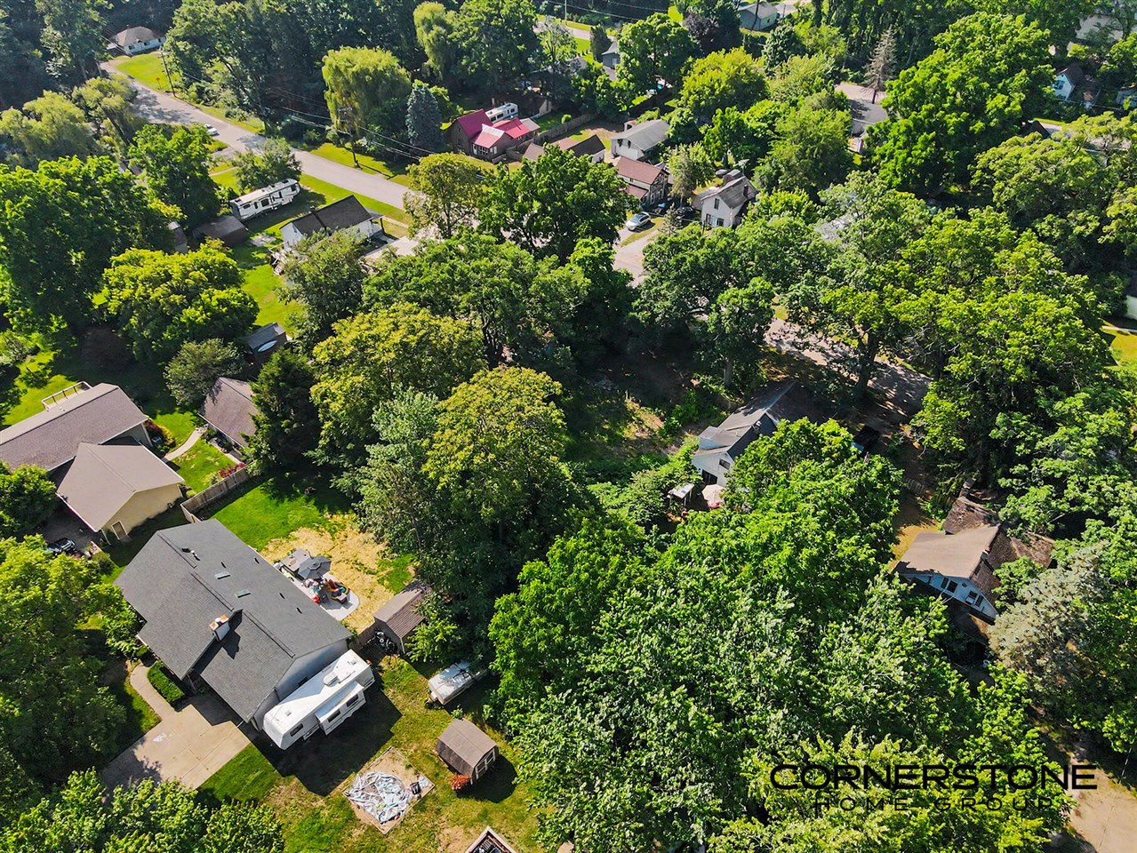 410 Peach Street Property Photo 8