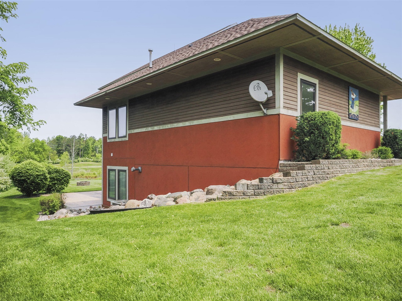 200 National Drive Property Photo 34