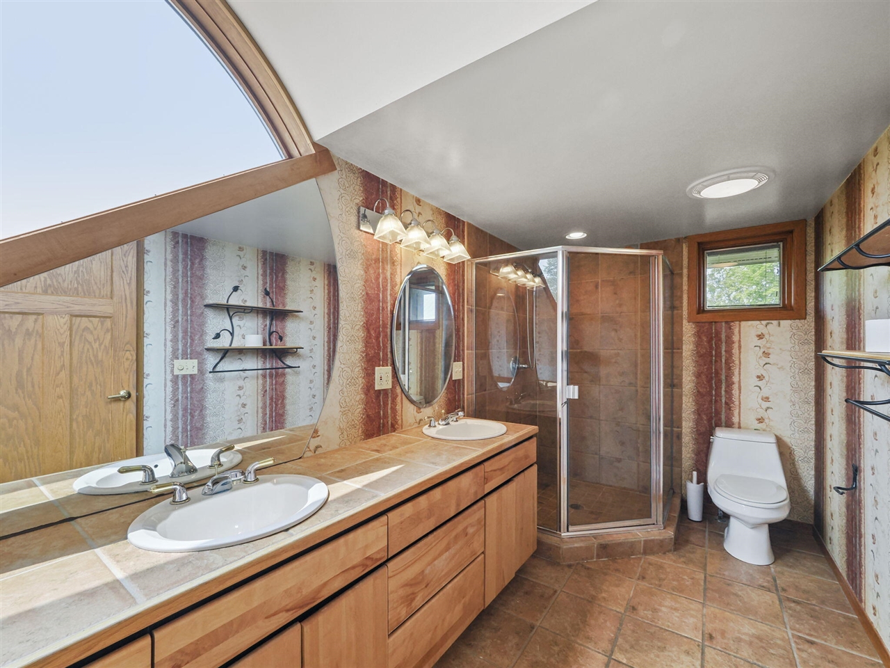 200 National Drive Property Photo 49