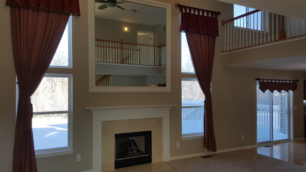 2270 Hickory Point Drive Property Photo 2