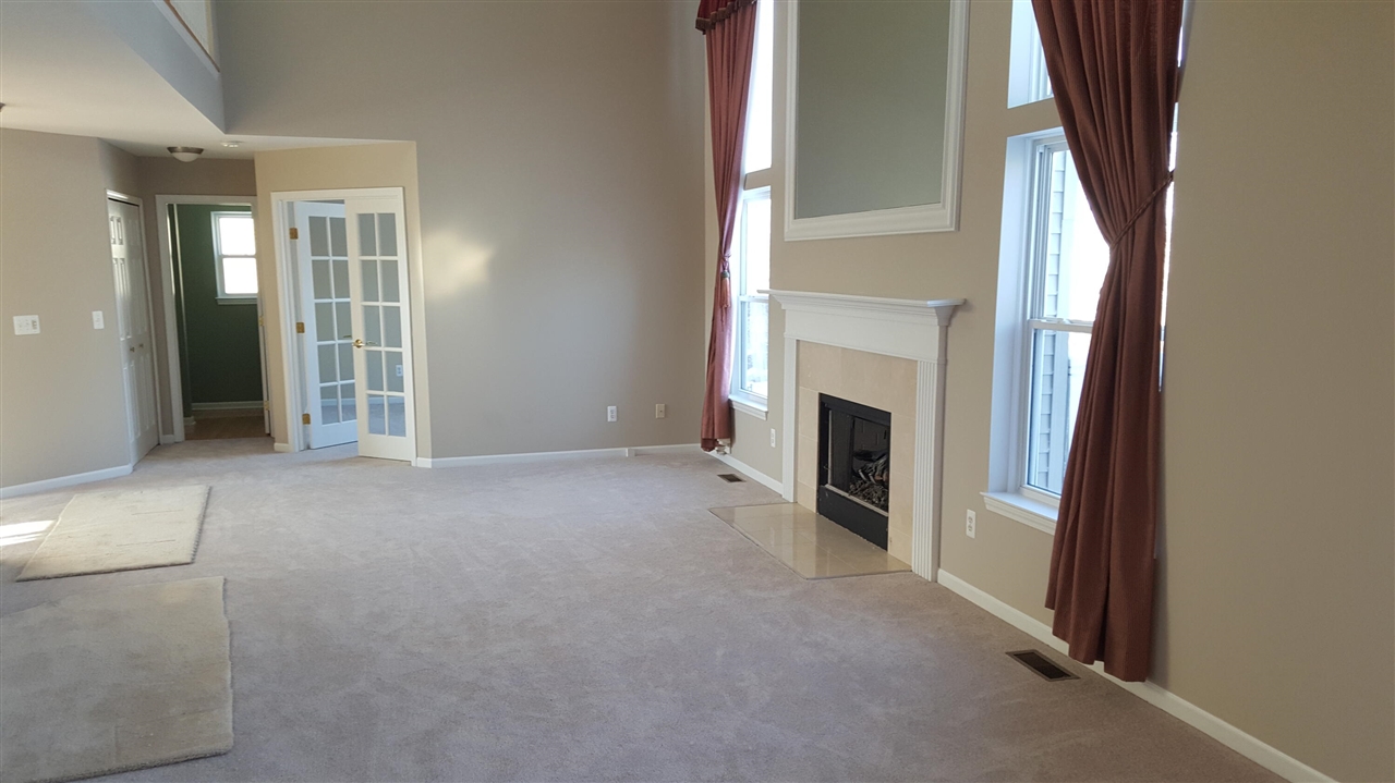 2270 Hickory Point Drive Property Photo 4