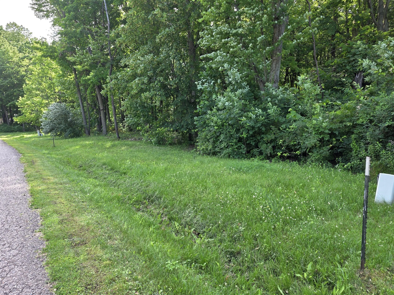 17647 Summerhill Lane Property Photo 1