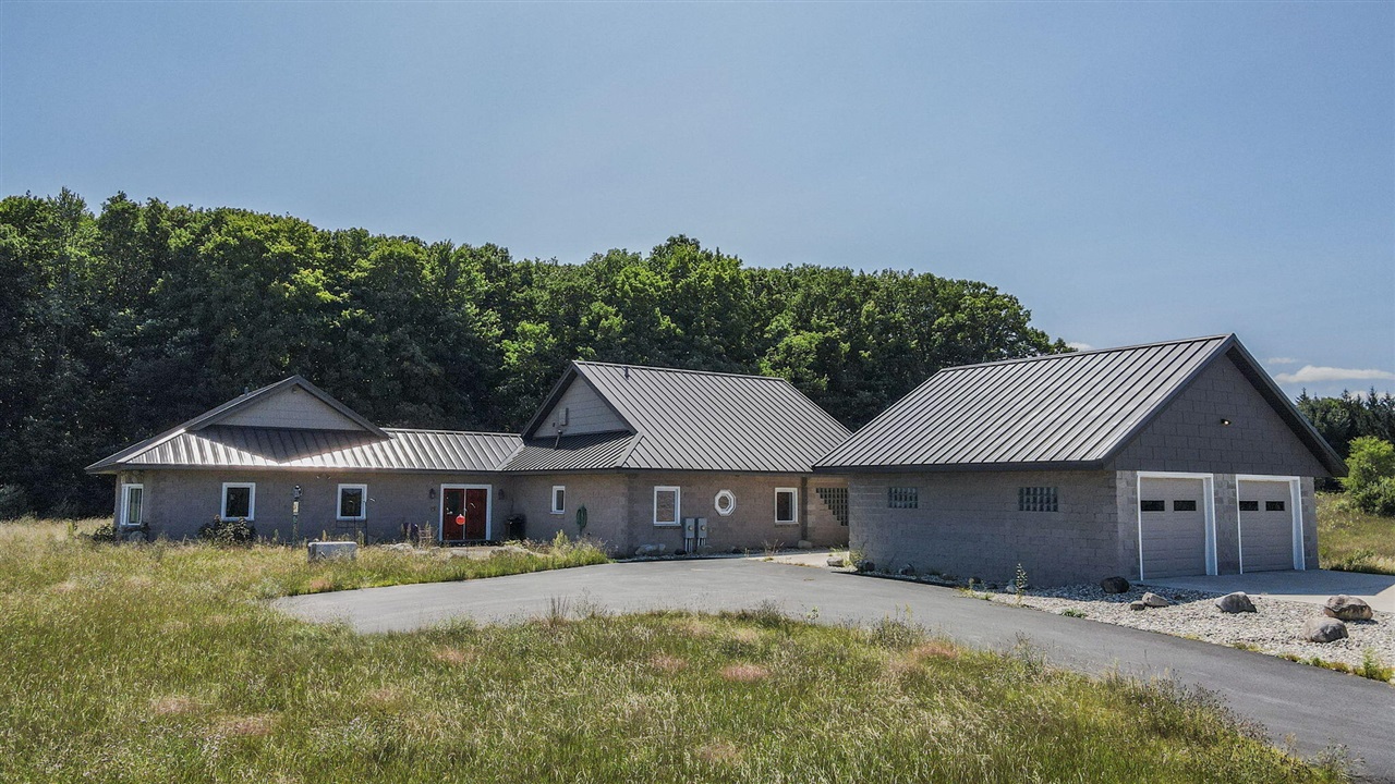 11425 Kerry Road Property Photo 1