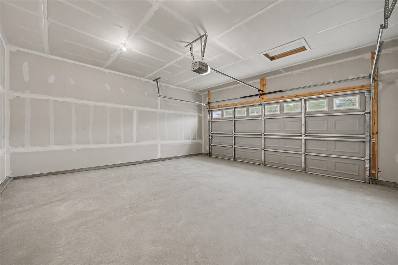 363 N Sherman Street Property Photo 20