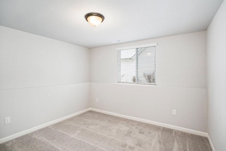 367 N Sherman Street Property Photo 16