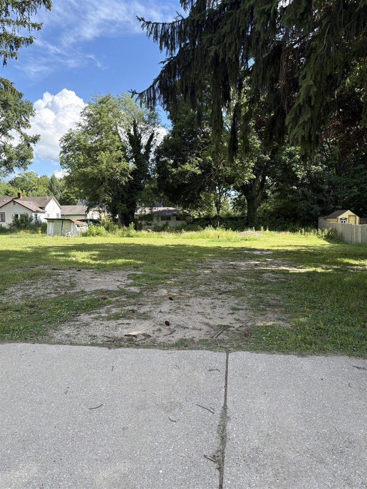 276 E Center Street Property Photo 3