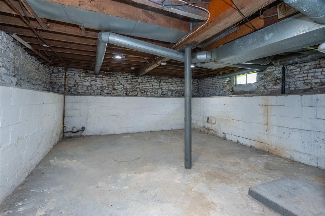 8970 Second Street Property Photo 31
