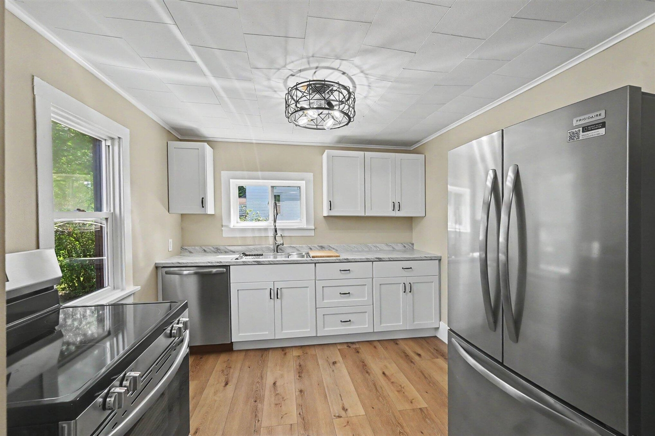 121 E Olds Street Property Photo 9
