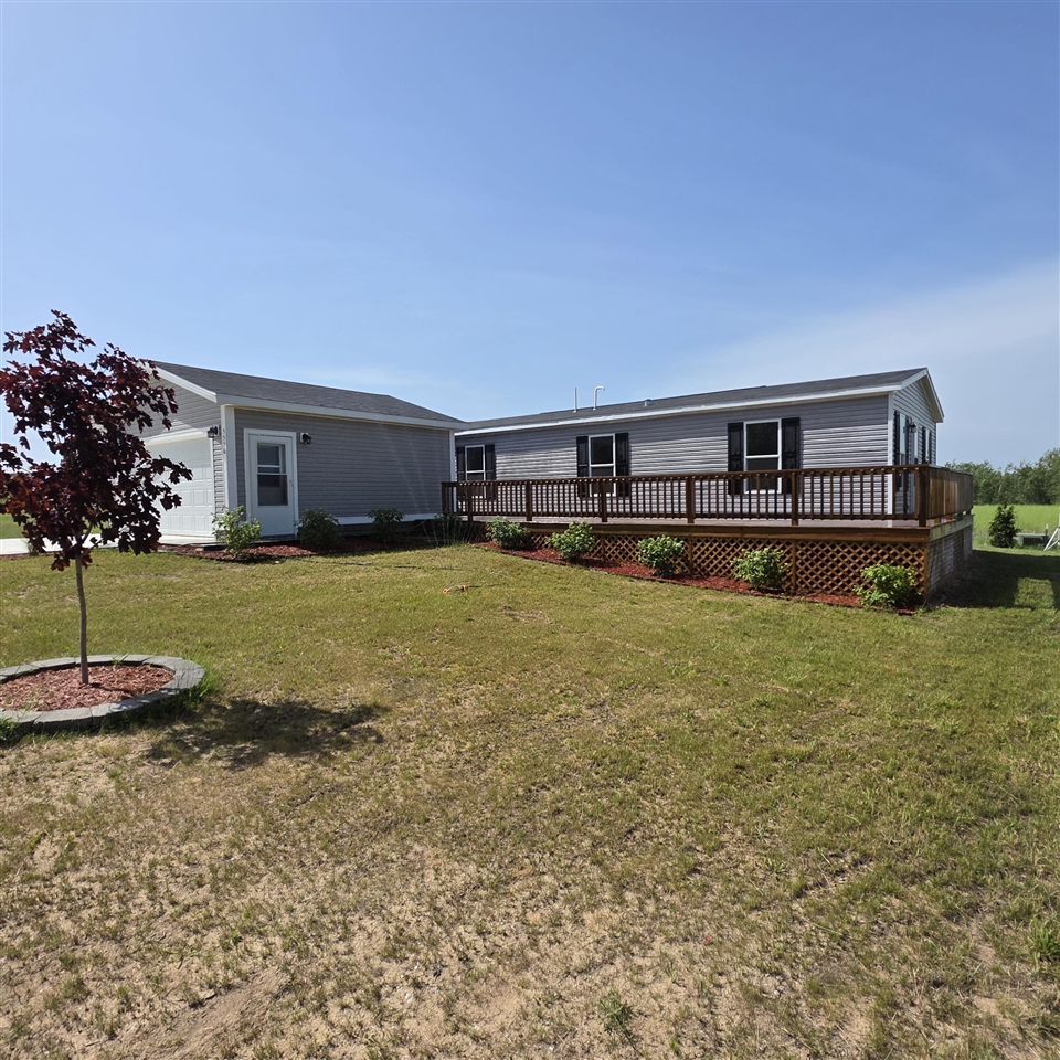 5556 W Lake Boulevard Property Photo 1