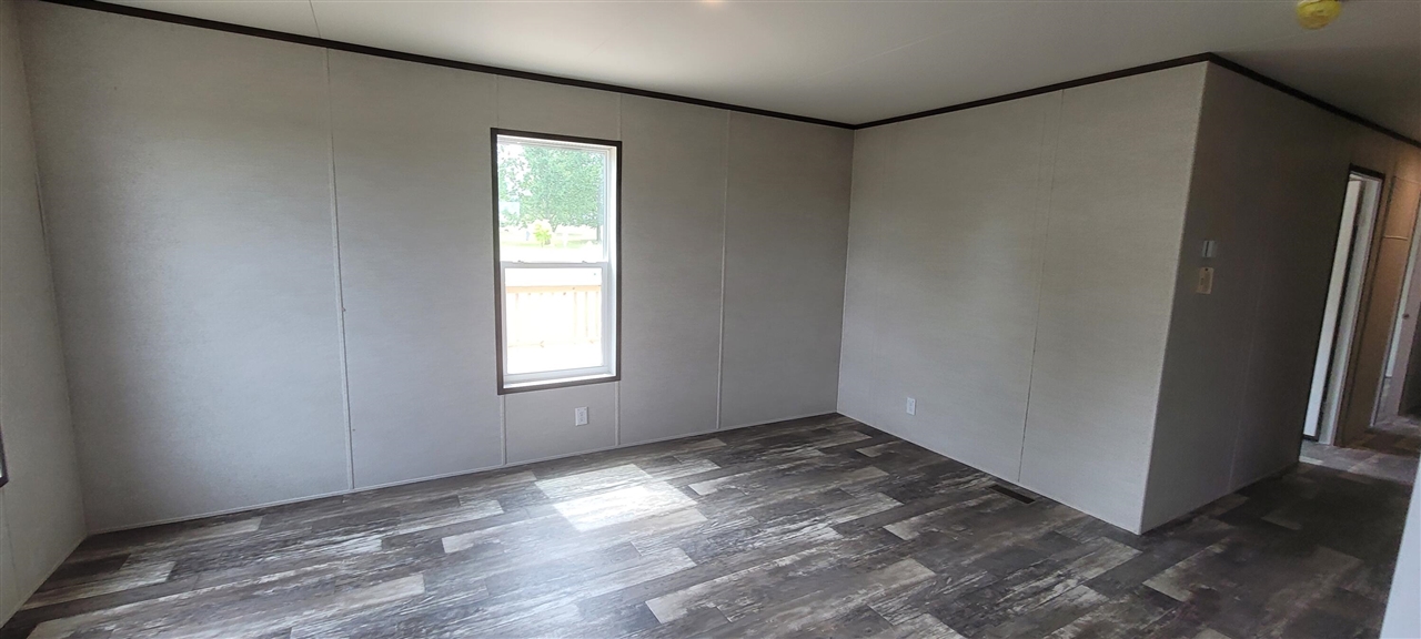 5556 W Lake Boulevard Property Photo 13