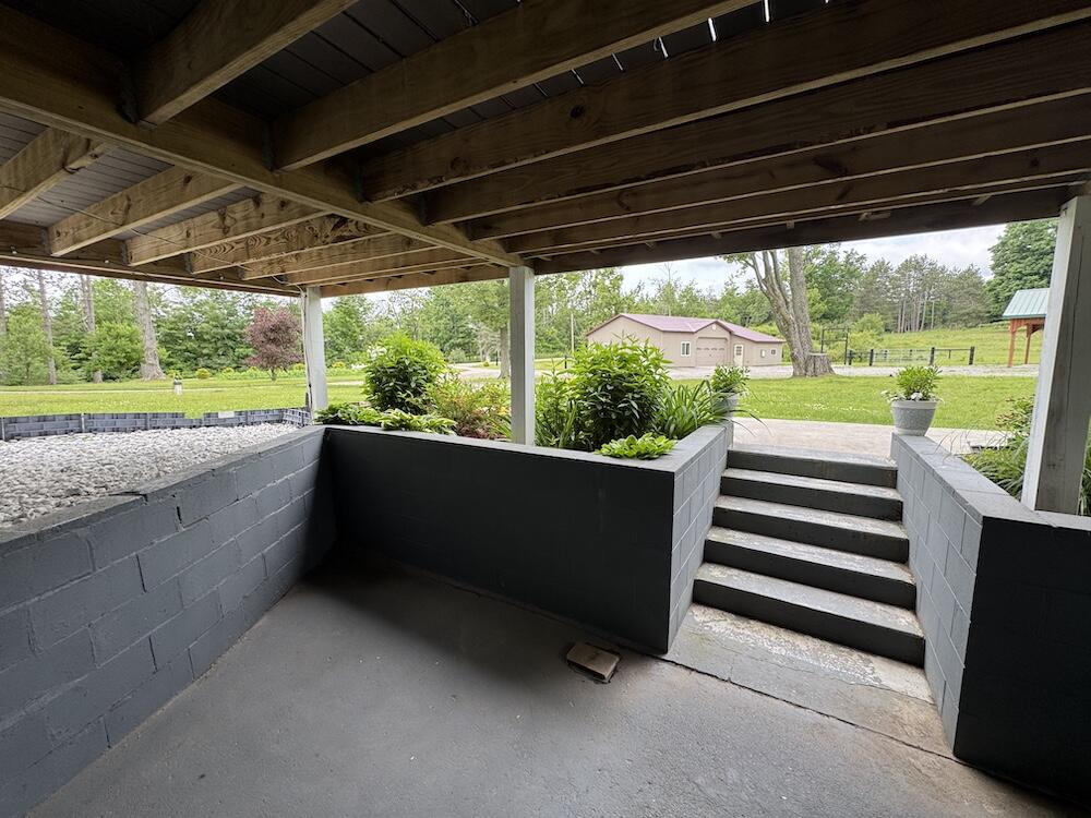 1692 N Galbraith Road Property Photo 55