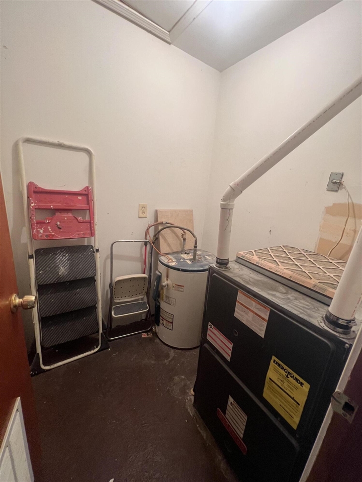 2117 E Jackson Drive Property Photo 14
