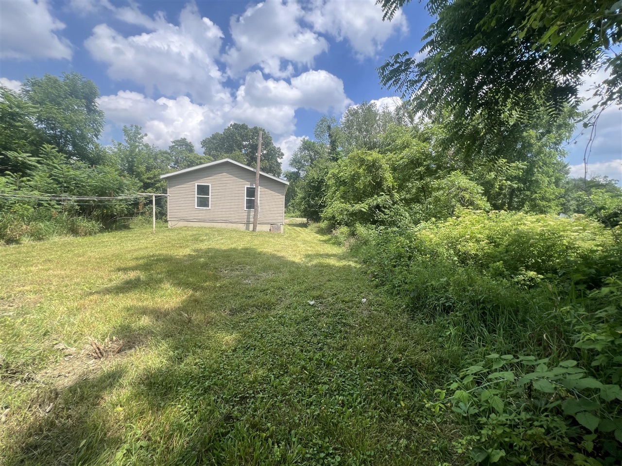 2117 E Jackson Drive Property Photo 17