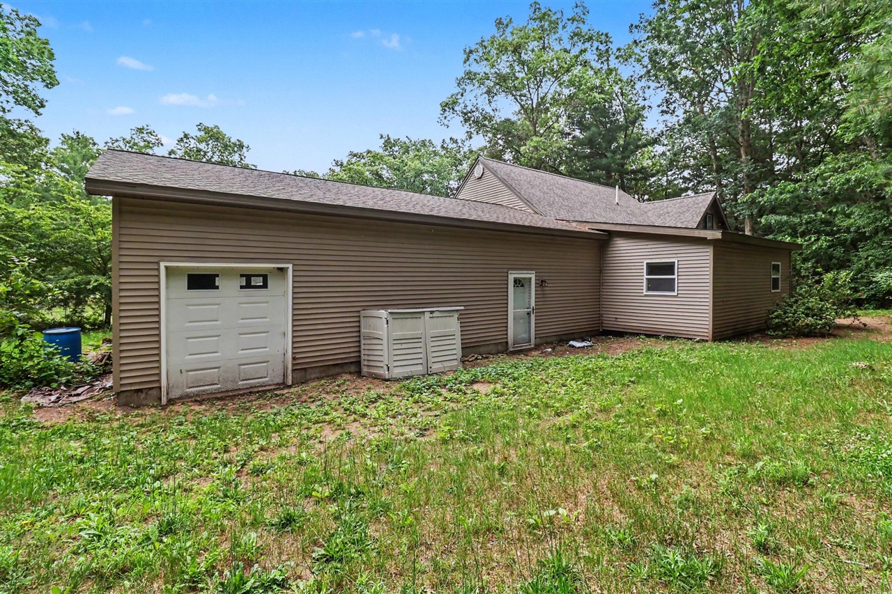105 N Mike Street Property Photo 31
