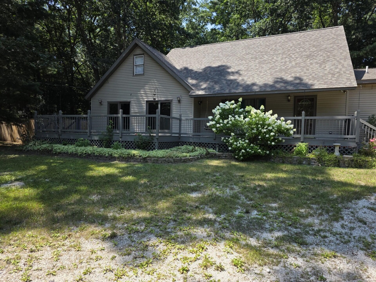 105 N Mike Street Property Photo 33