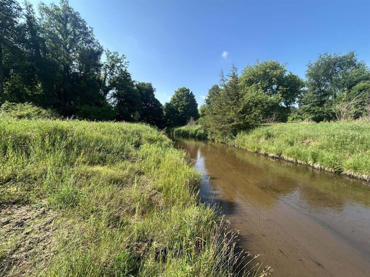 7509 Genesee Road Property Photo 2