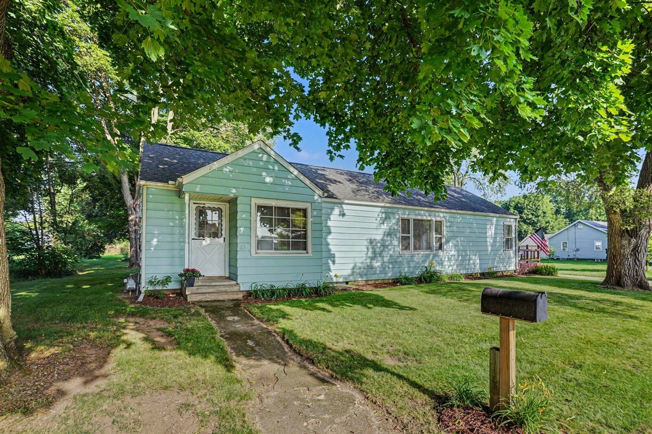 87 Avery Drive Property Photo 1