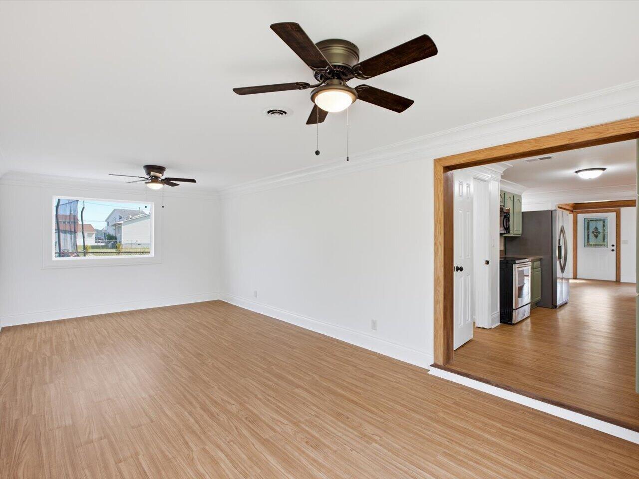 124 Roselawn Street Property Photo 11