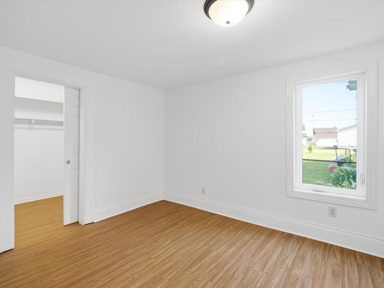124 Roselawn Street Property Photo 13