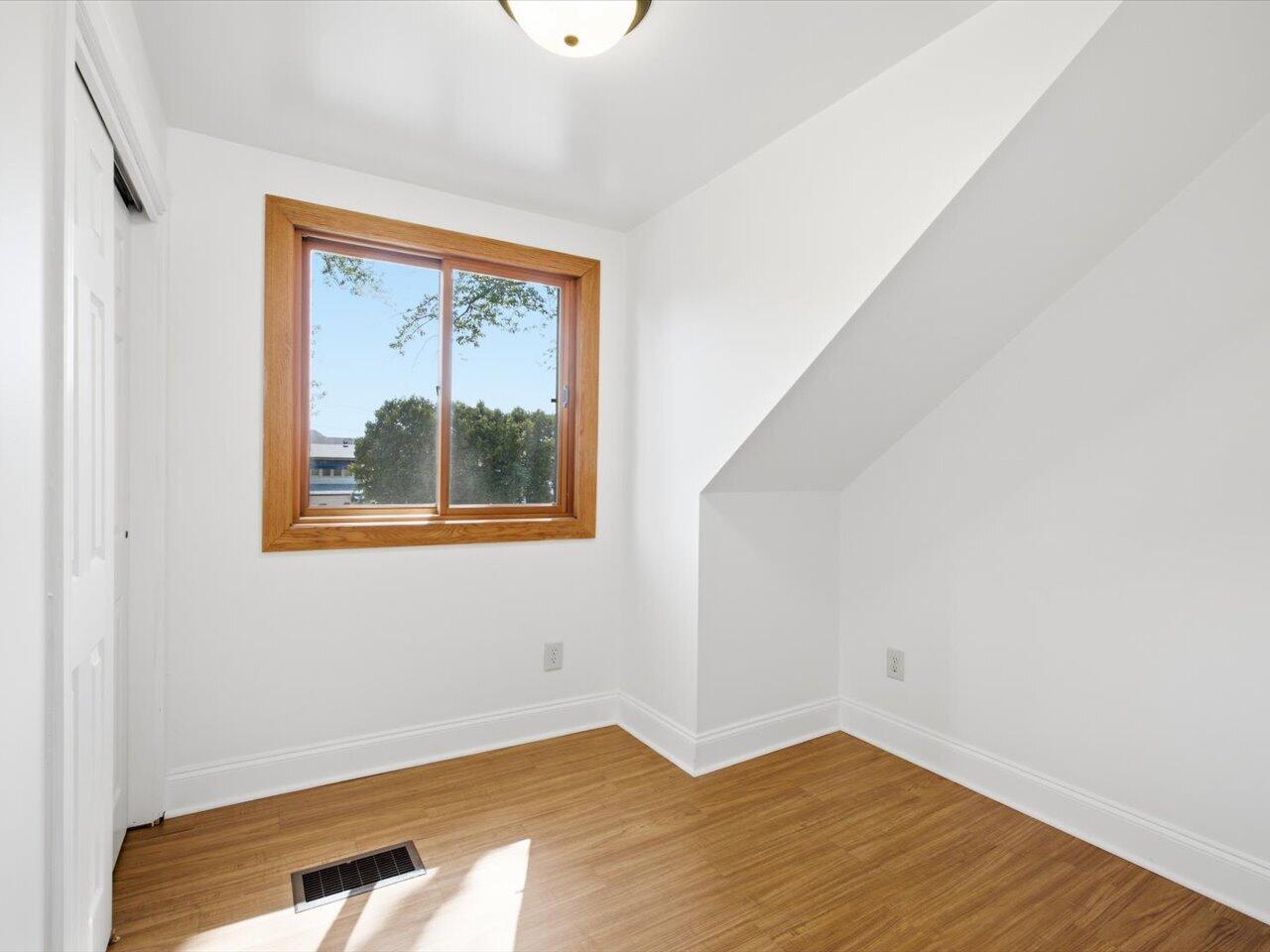 124 Roselawn Street Property Photo 19