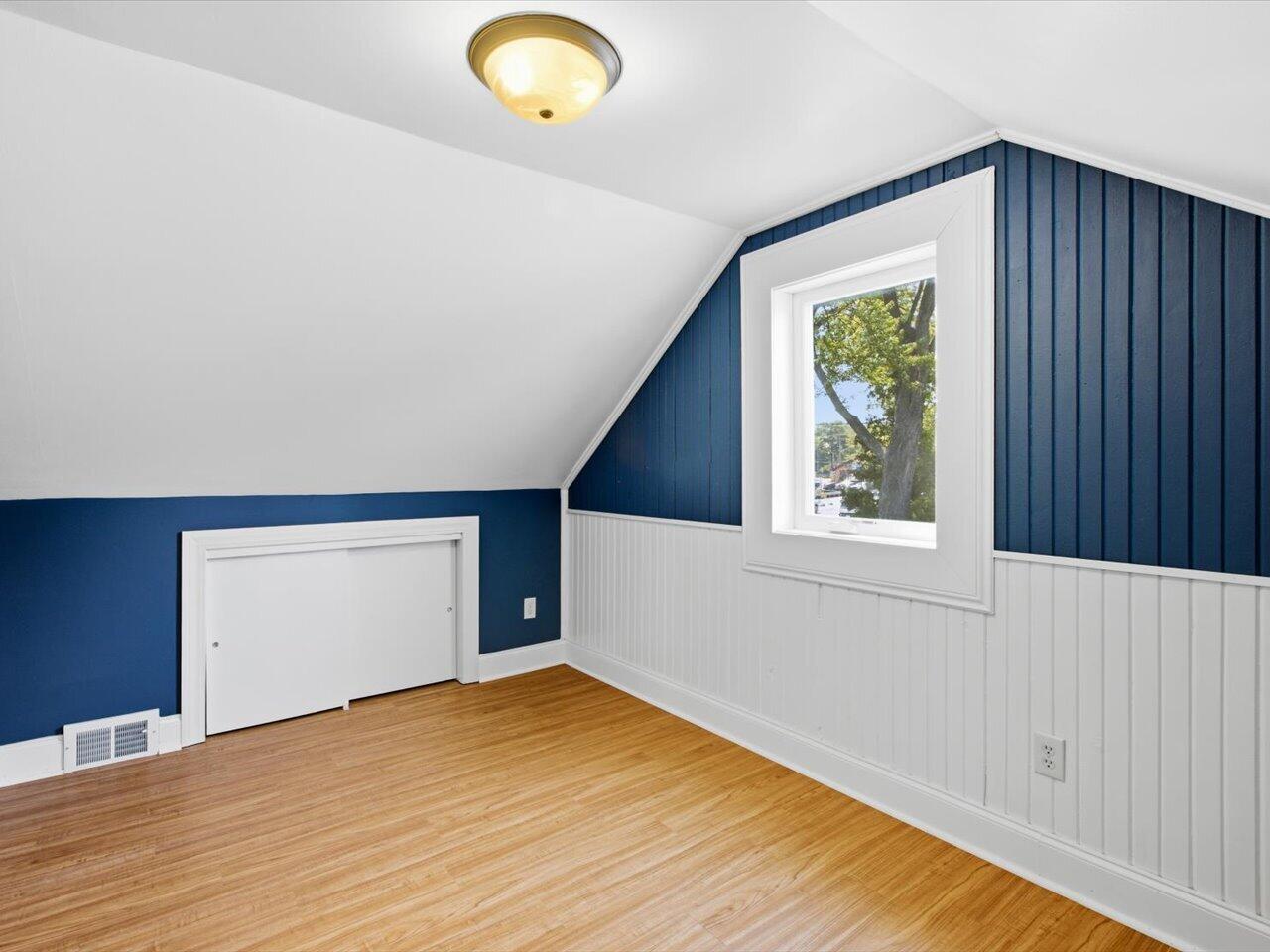 124 Roselawn Street Property Photo 20