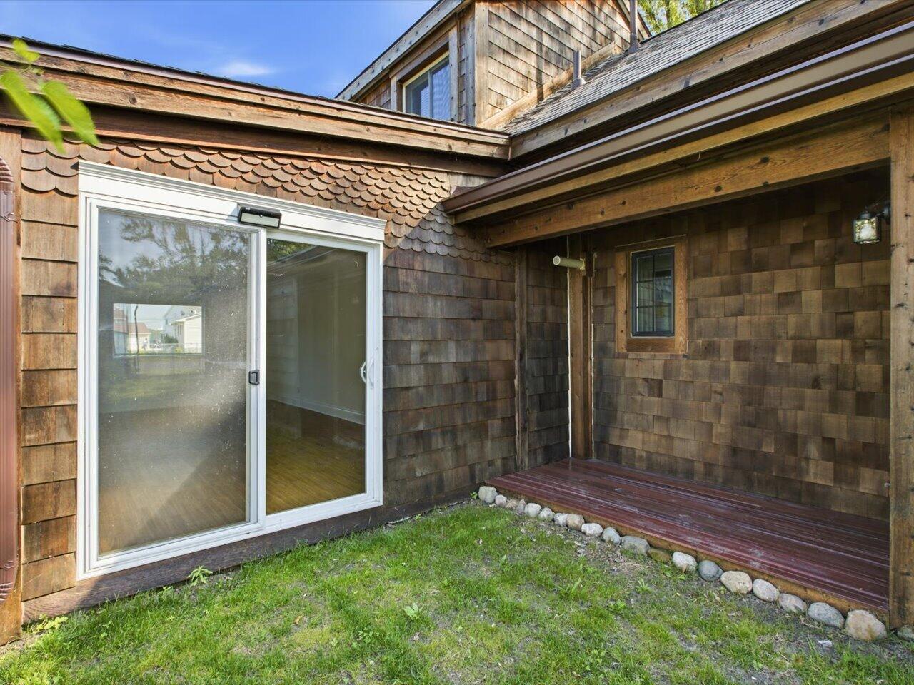 124 Roselawn Street Property Photo 25