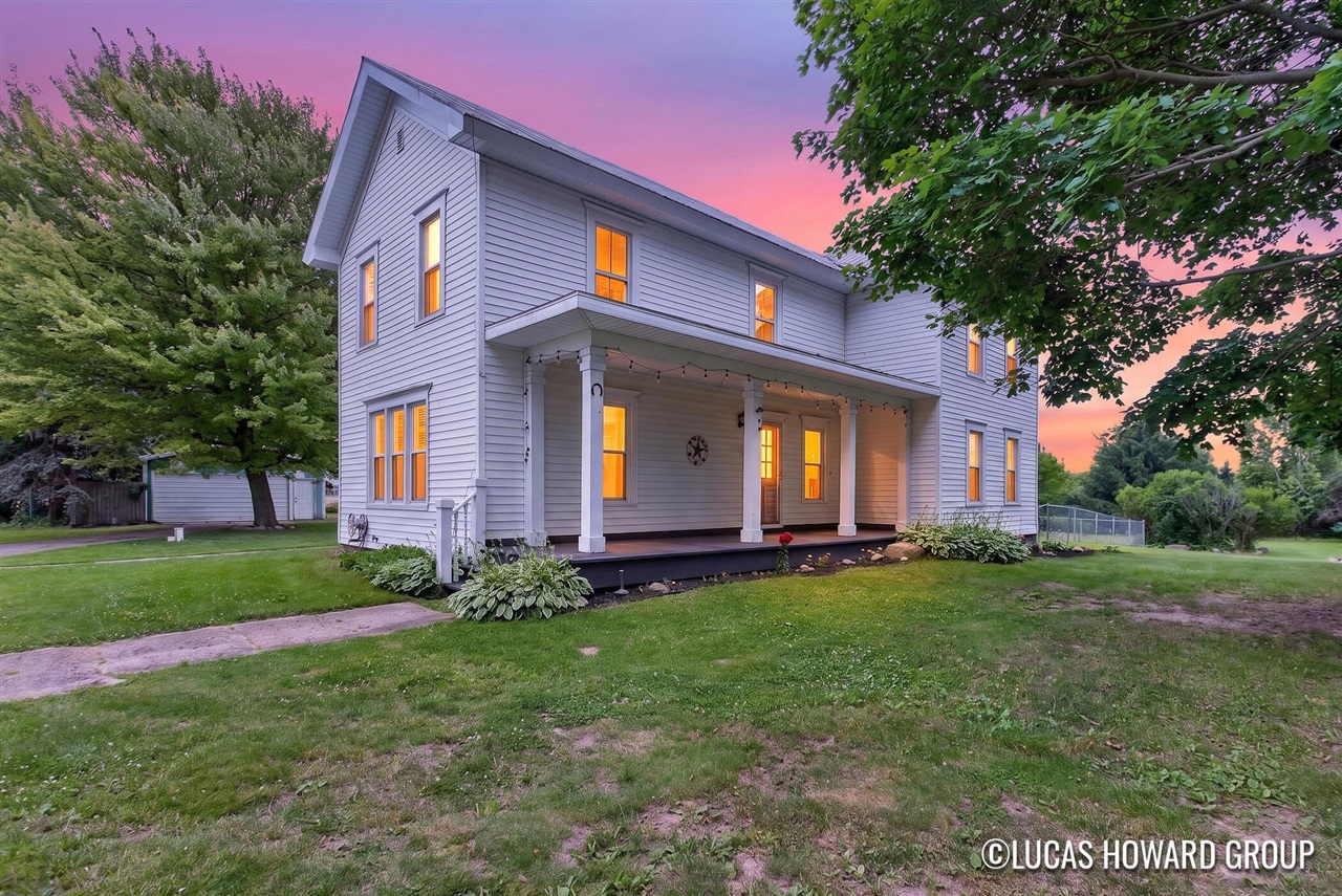6297 Fitzner Road Property Photo 1