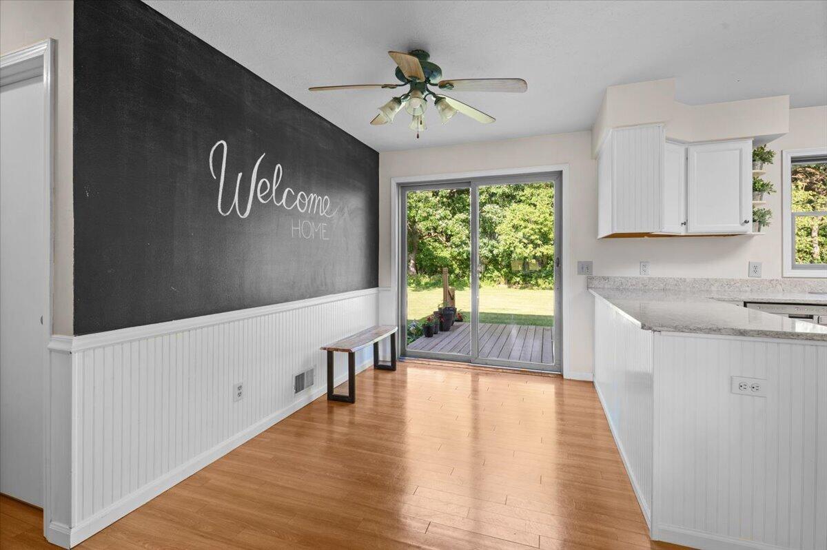 16005 Sheridan Road Property Photo 5