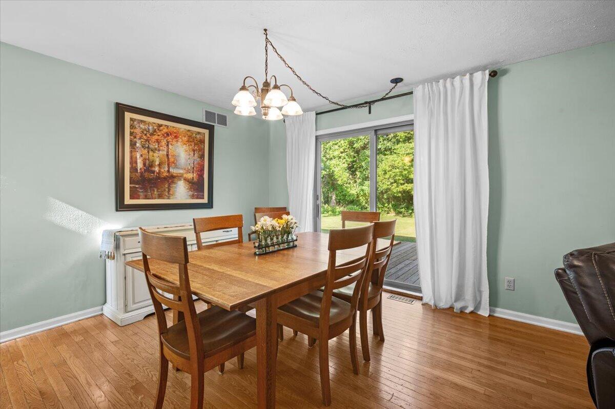 16005 Sheridan Road Property Photo 12