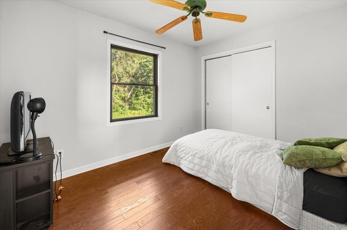 16005 Sheridan Road Property Photo 23